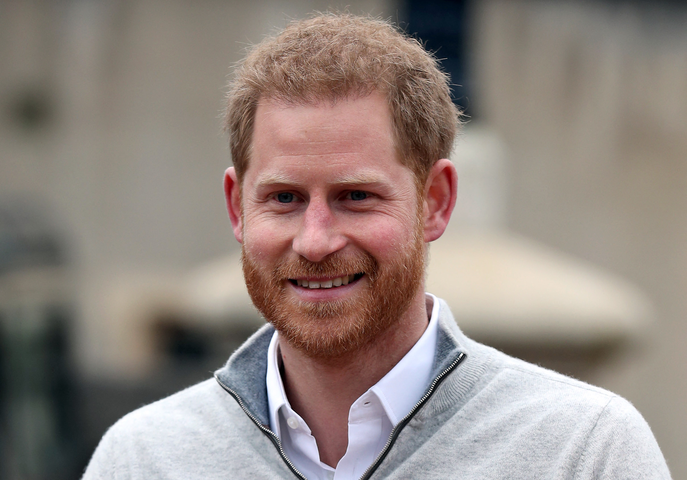Arzobispo negó haber casado tres días antes de la ceremonia oficial al príncipe Enrique y a Meghan