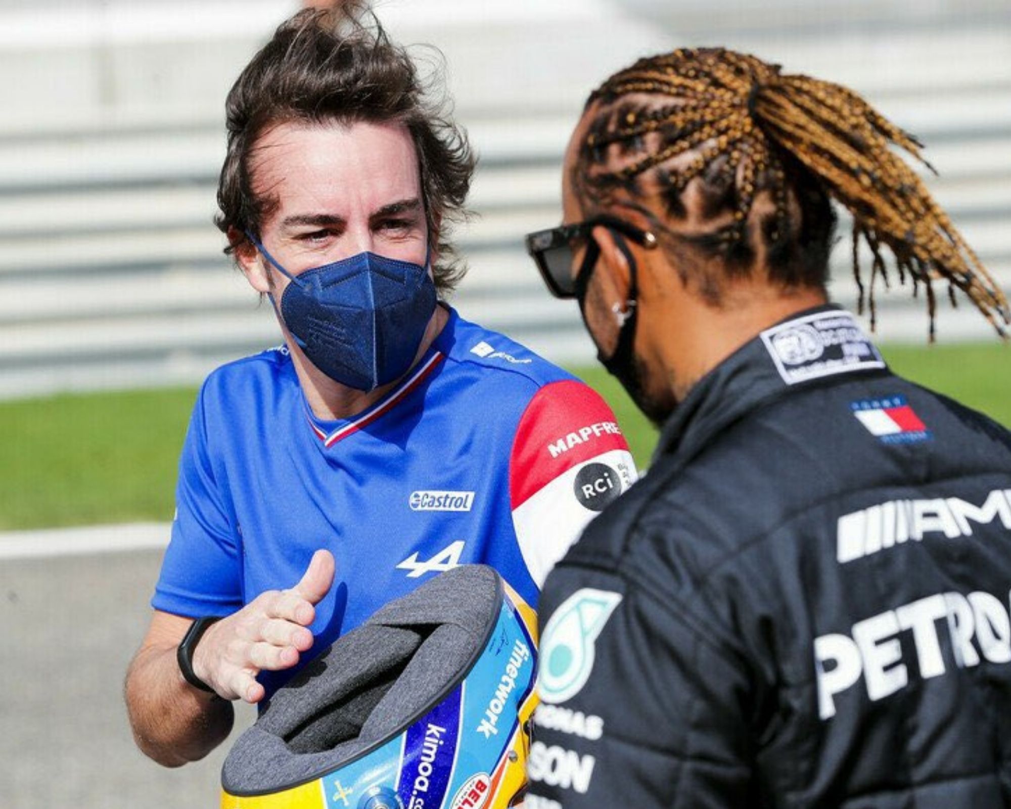 ¡Auch! Fernando Alonso correrá toda la temporada de la F1 con placas de titanio en la mandíbula