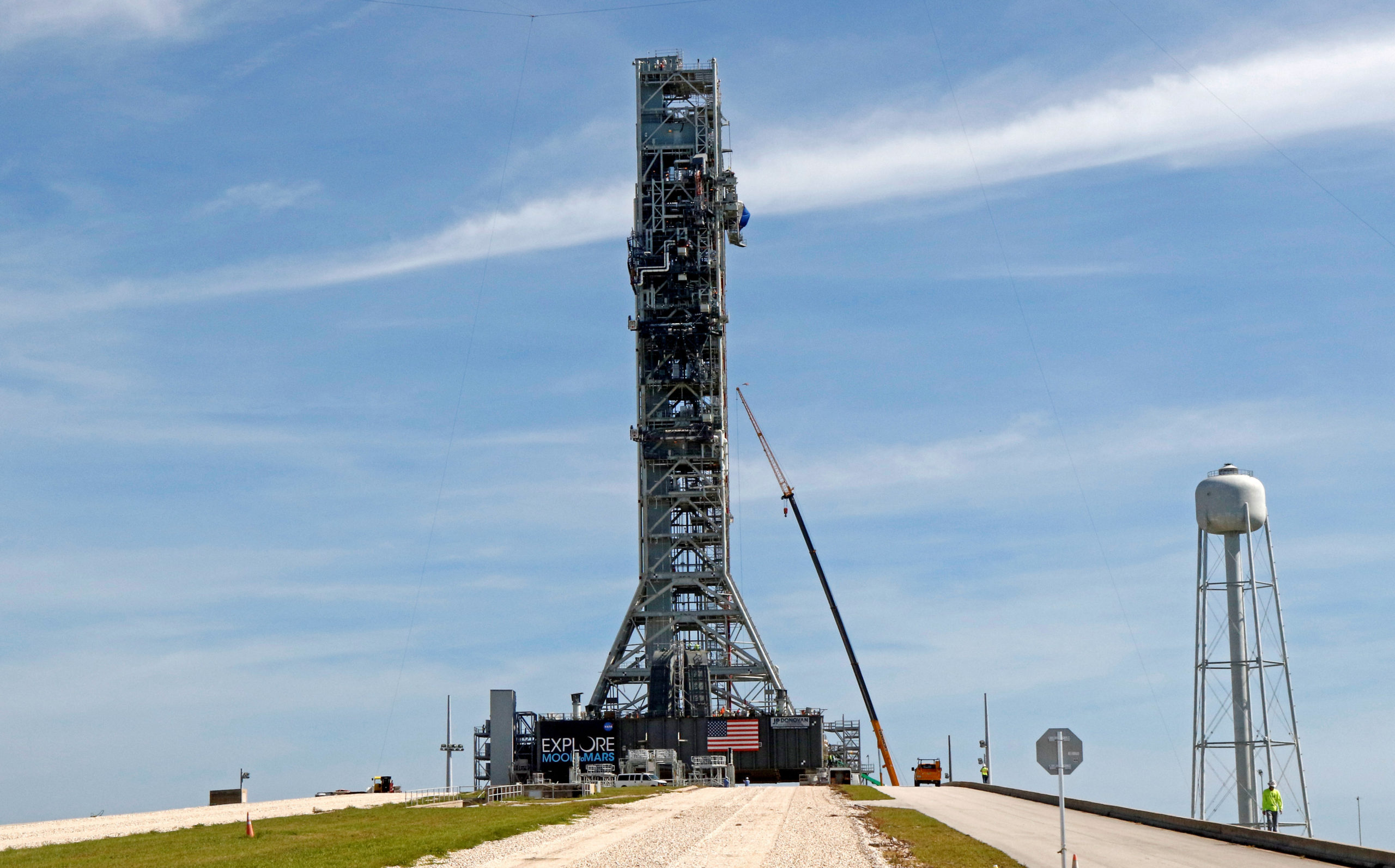 NASA probará motores de cohetes que podrían llevar a humanos a la Luna