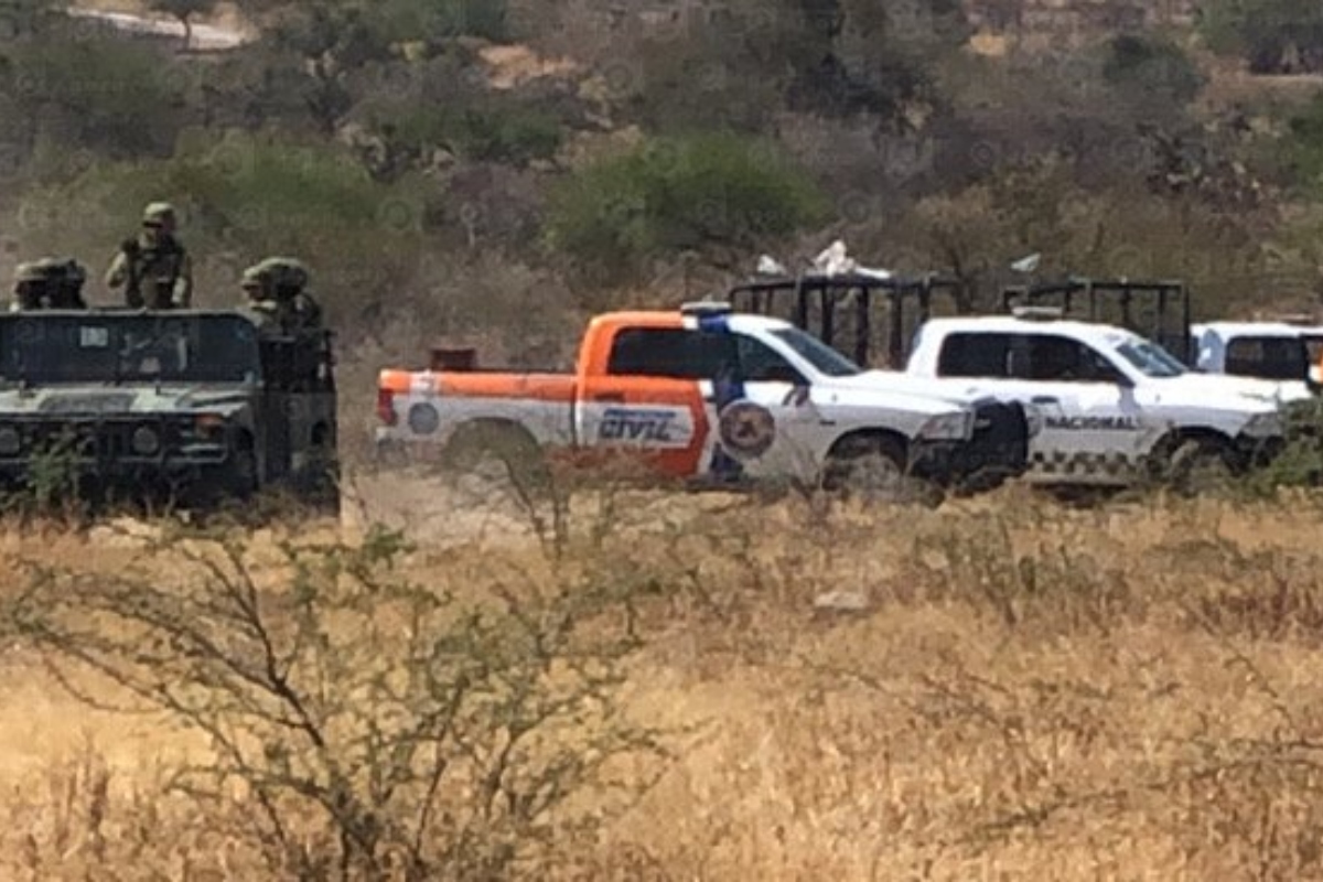 Hallan 22 cadáveres en fosa clandestina de Guanajuato