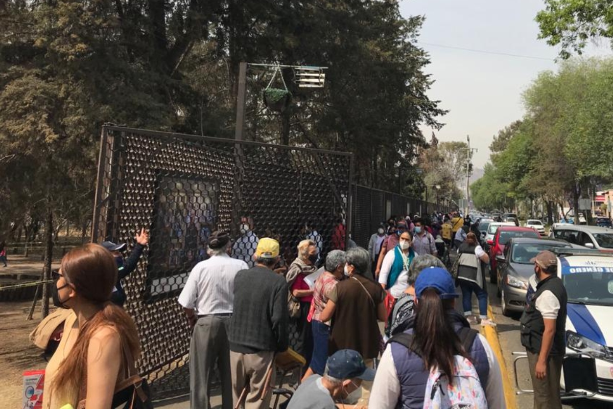 Así se vivió el primer día de vacunación en Naucalpan, Estado de México