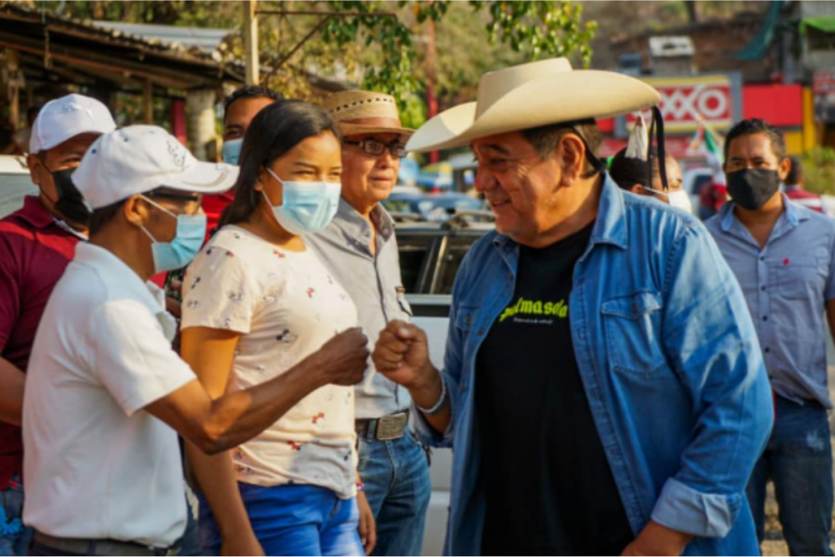 “¿Les gustaría saber cómo es su casita?”, Félix Salgado amenaza a Lorenzo Córdova