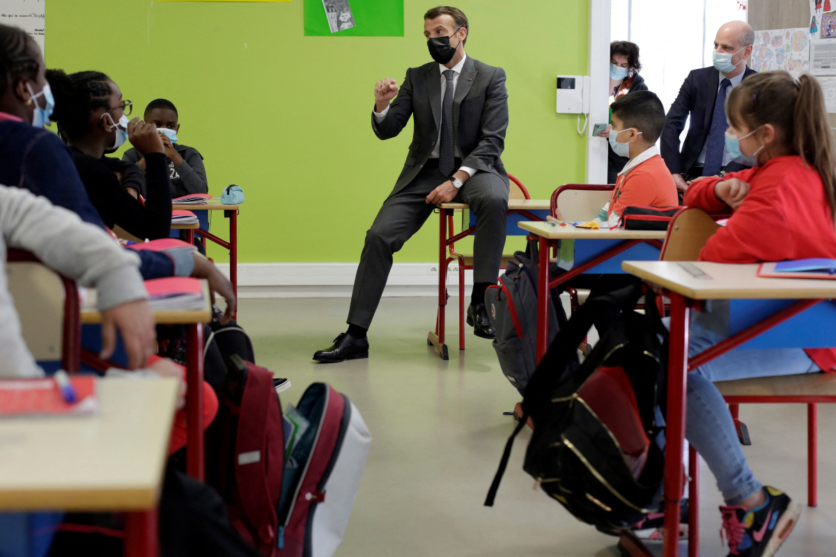 Después de tres semanas de cierre, preescolares y primarias regresan a clases normales en Francia