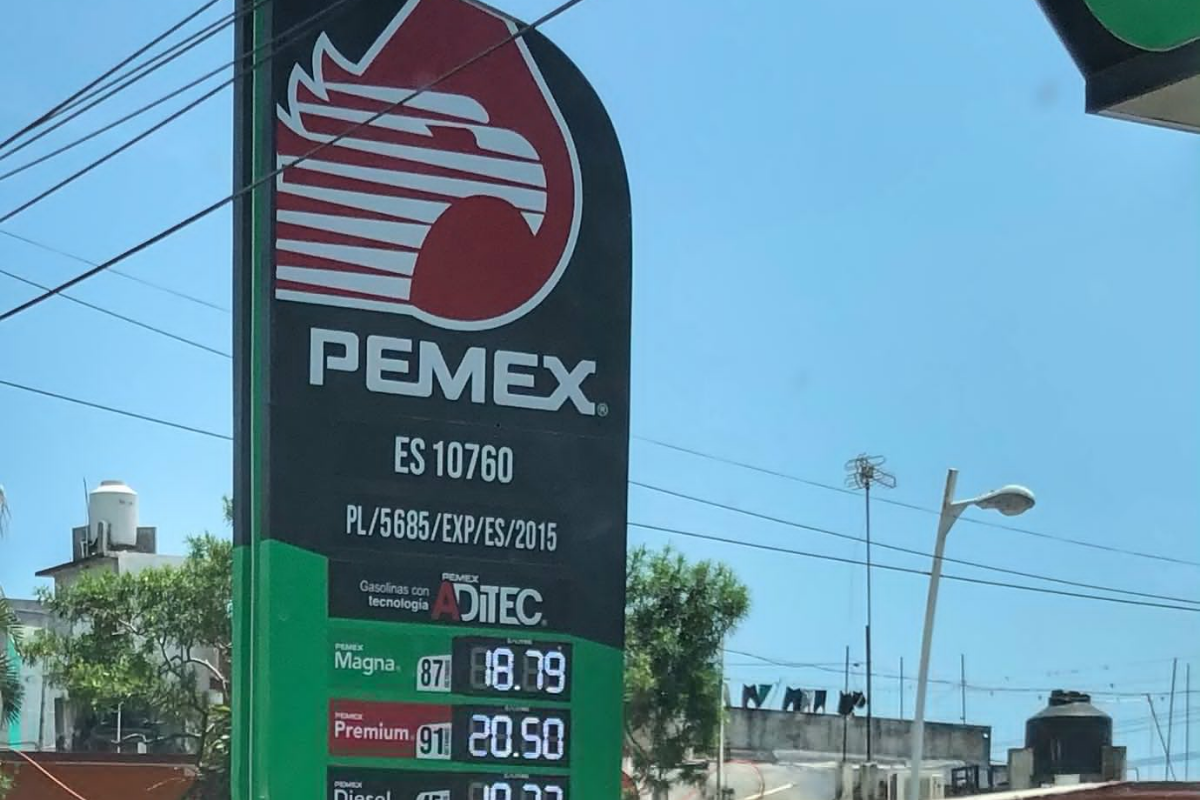 Precio de la gasolina alcanza máximo histórico de 25.50 pesos por litro