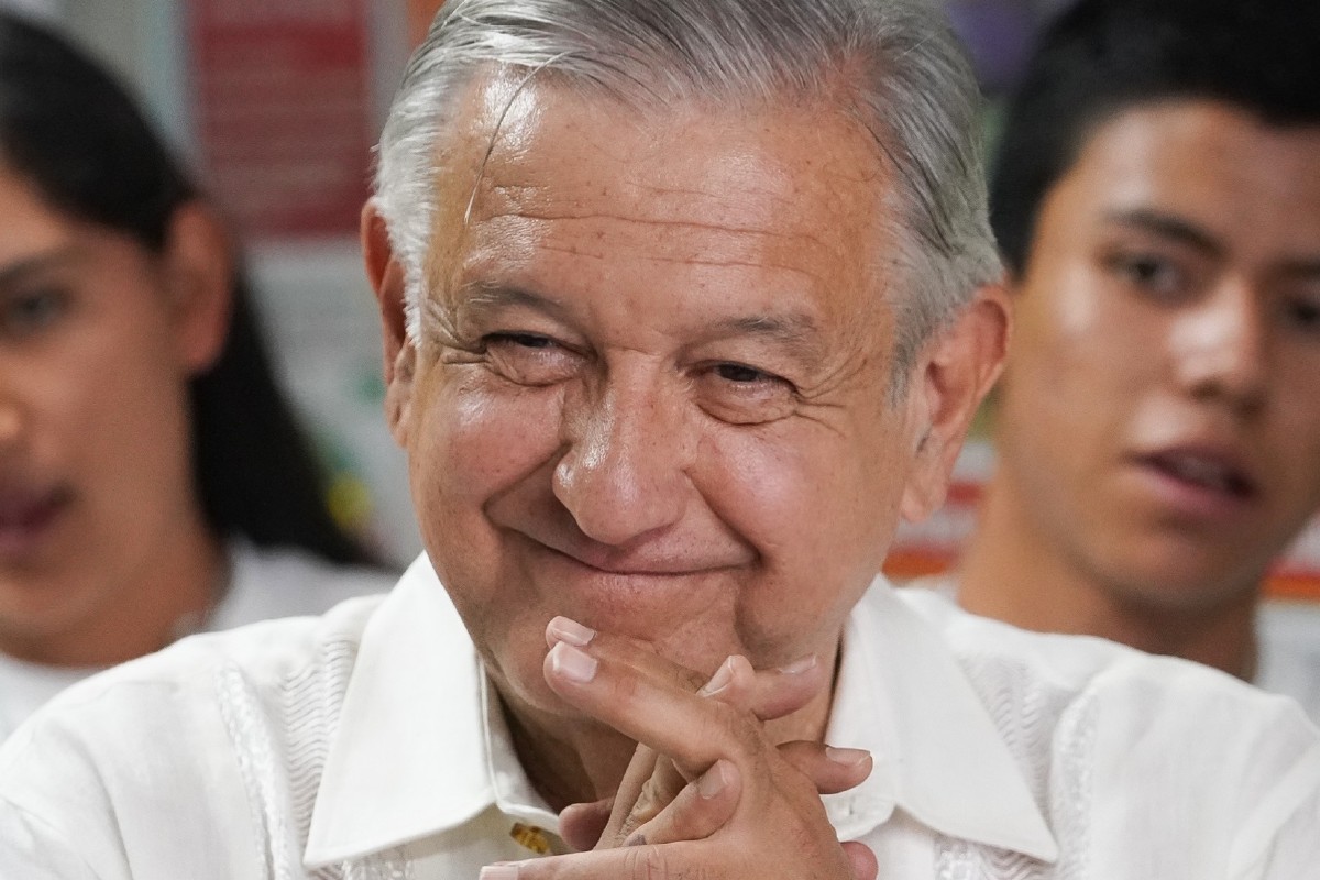AMLO asegura que avión de la Sedena bombardeó las nubes y provocó lluvias