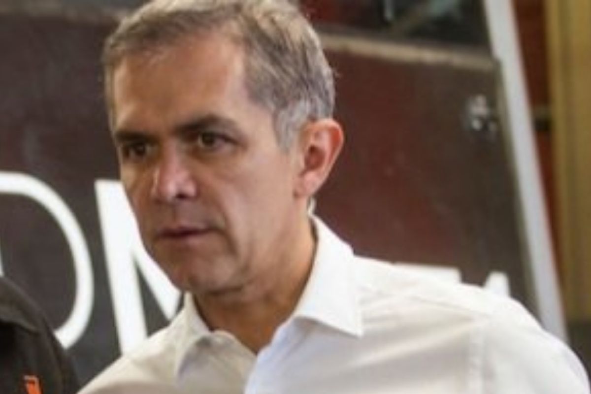 Morena va por Mancera; pedirá su desafuero por colapso en el Metro