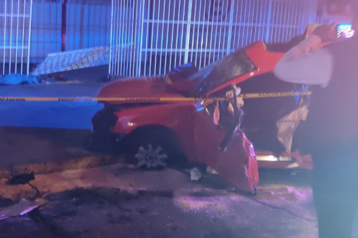 Al menos cuatro muertos por choque de auto deportivo en Ecatepec