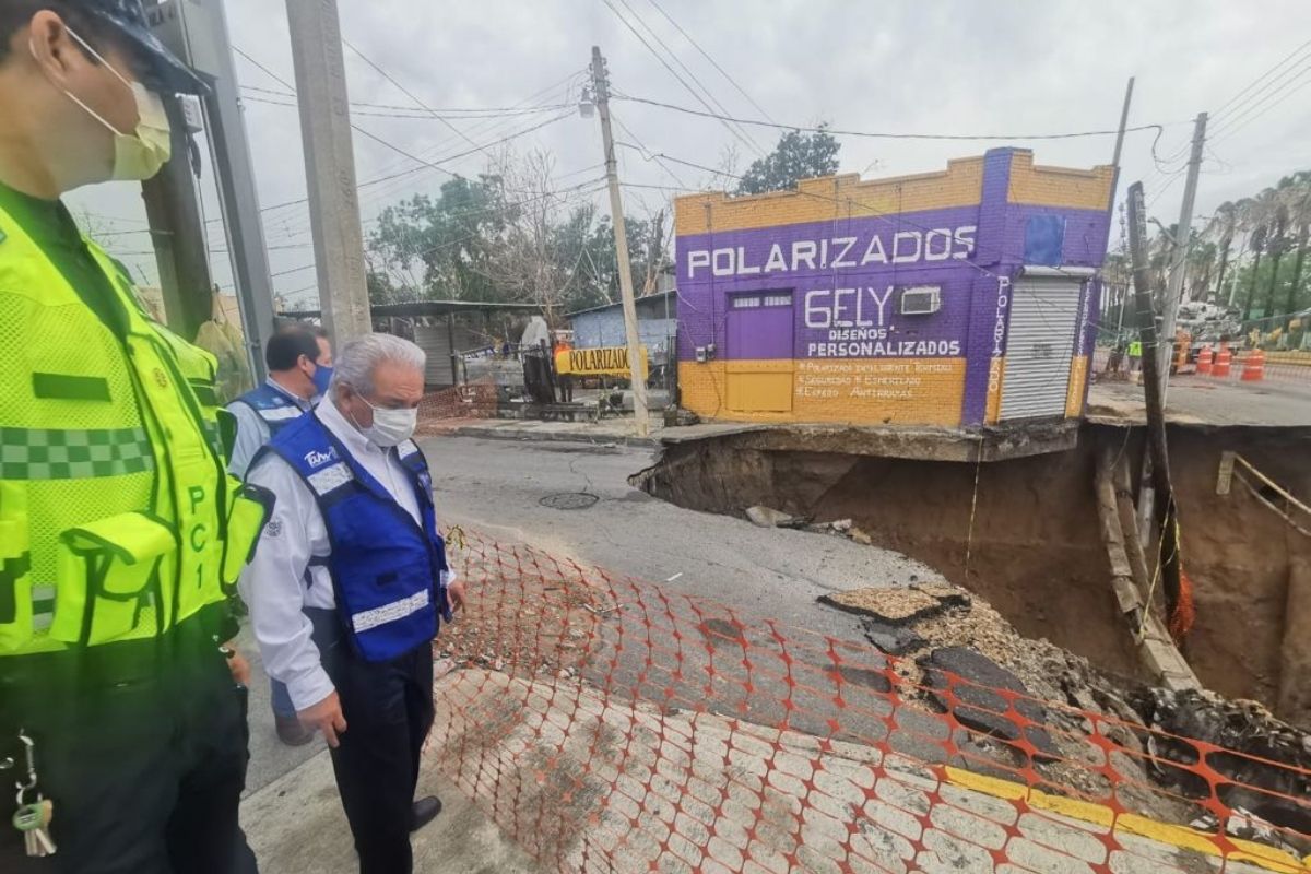 Se forma otro socavón, ahora en Nuevo Laredo