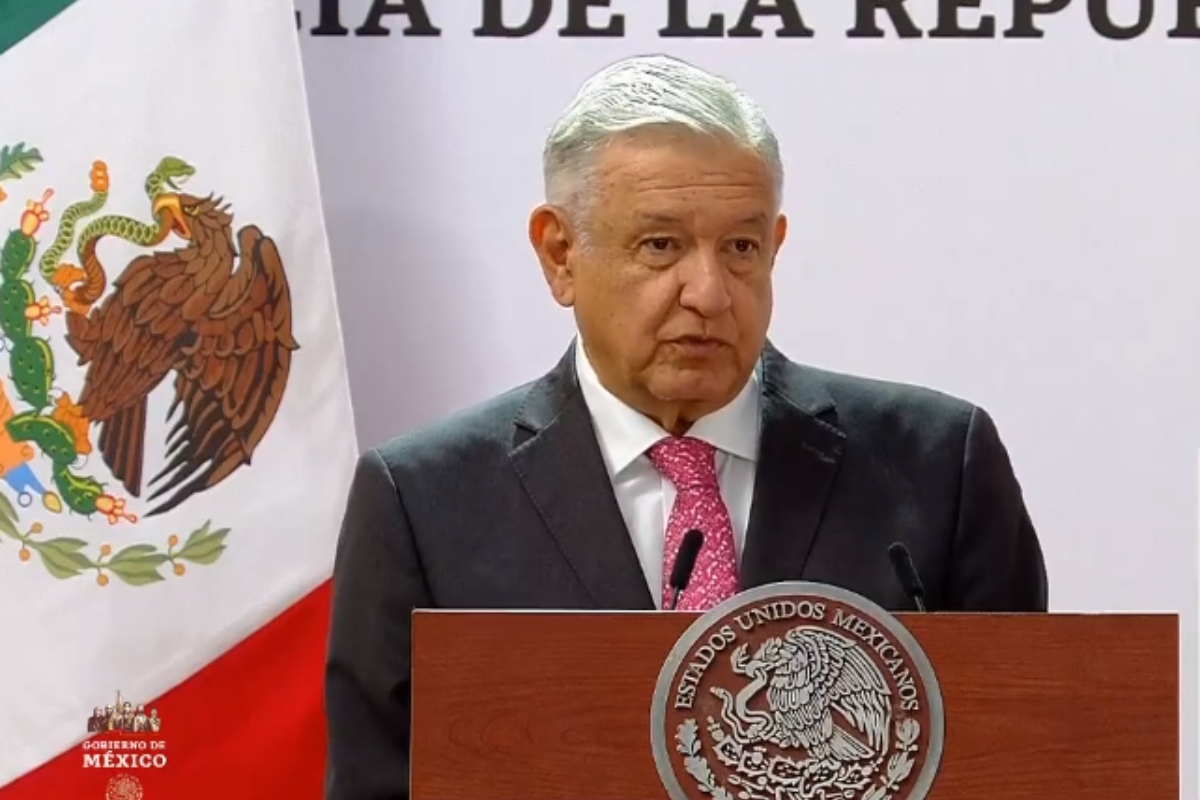 AMLO reitera expectativa de repunte económico del 6% este año