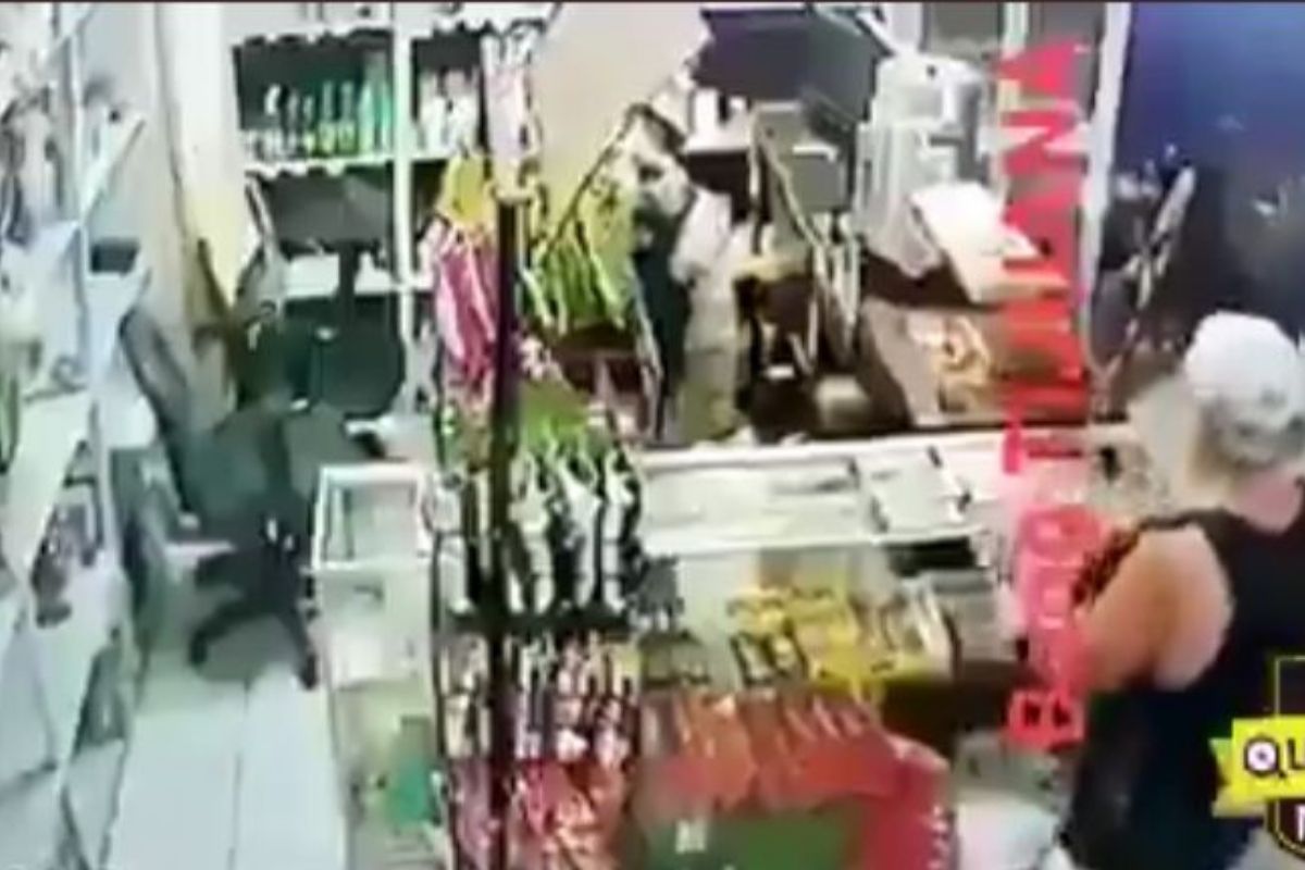 Captan momento exacto de militares asaltar una tienda en Tijuana; ya fueron detenidos