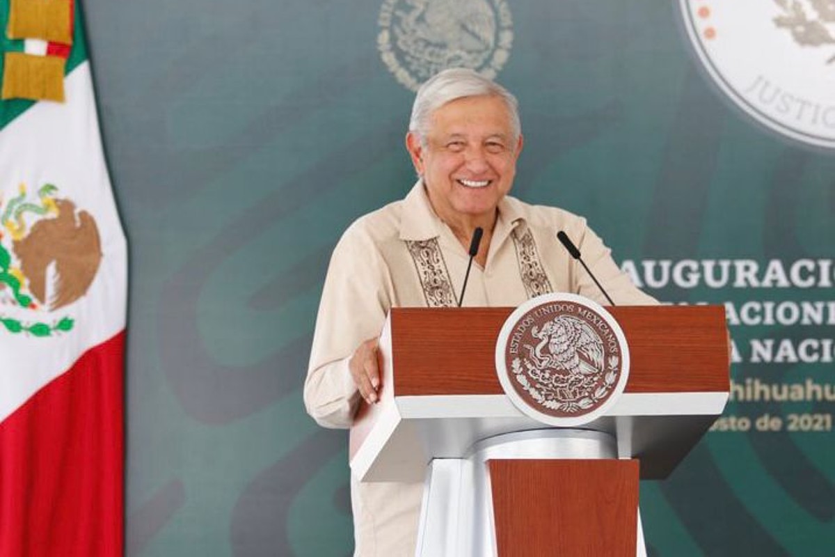 AMLO conversará este lunes con Kamala Harris