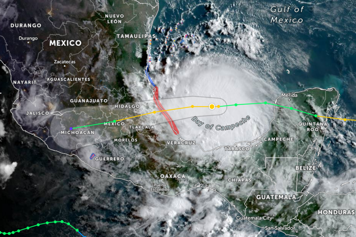 Grace vuelve a tomar fuerza de huracán en el Golfo de México