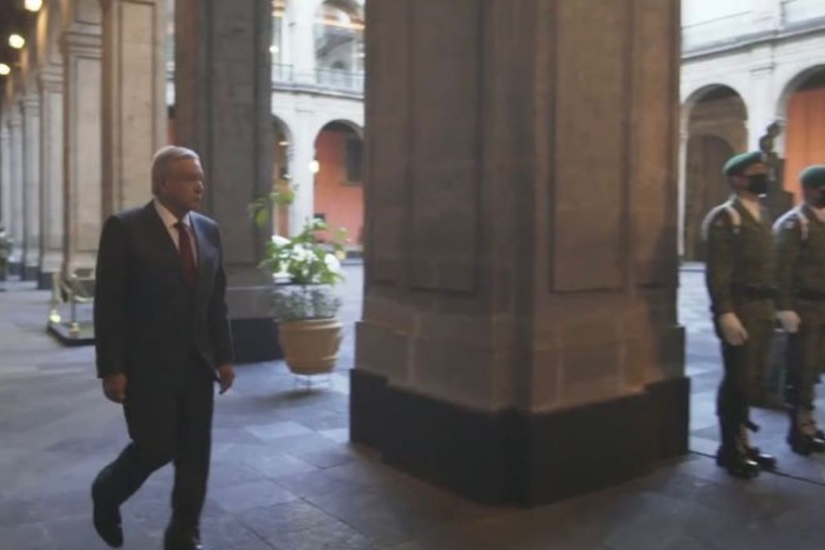 AMLO dedica spot de su tercer informe a “fifís”