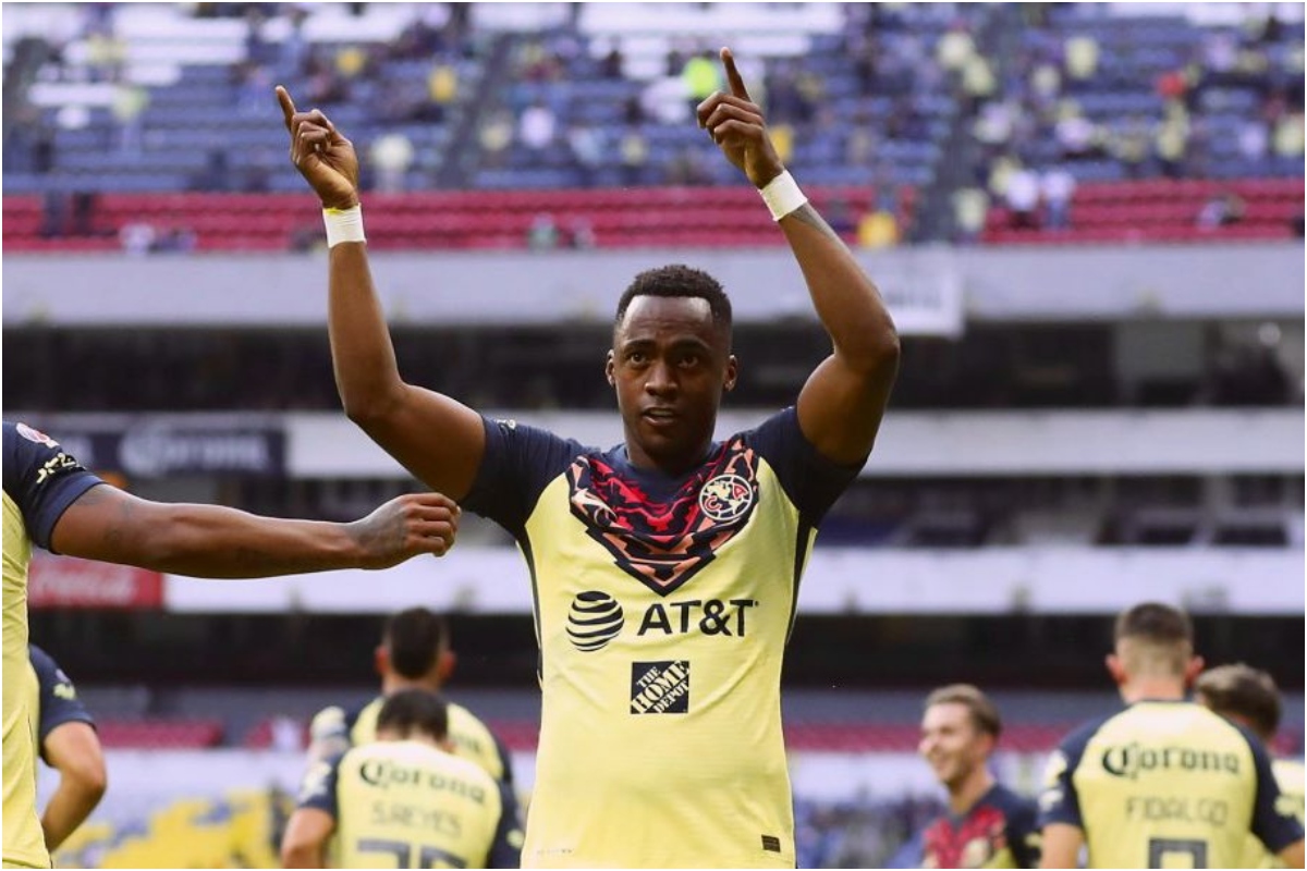 Con abucheos y festejos, así fue el regreso de Renato Ibarra al Club América