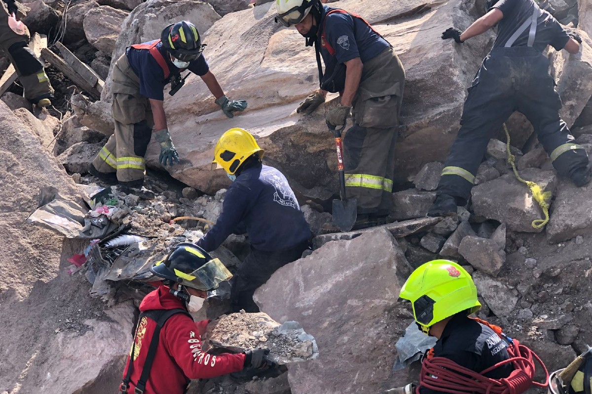 Velan a Paola y su hijo Dilan, víctimas del derrumbe en Cerro del Chiquihuite