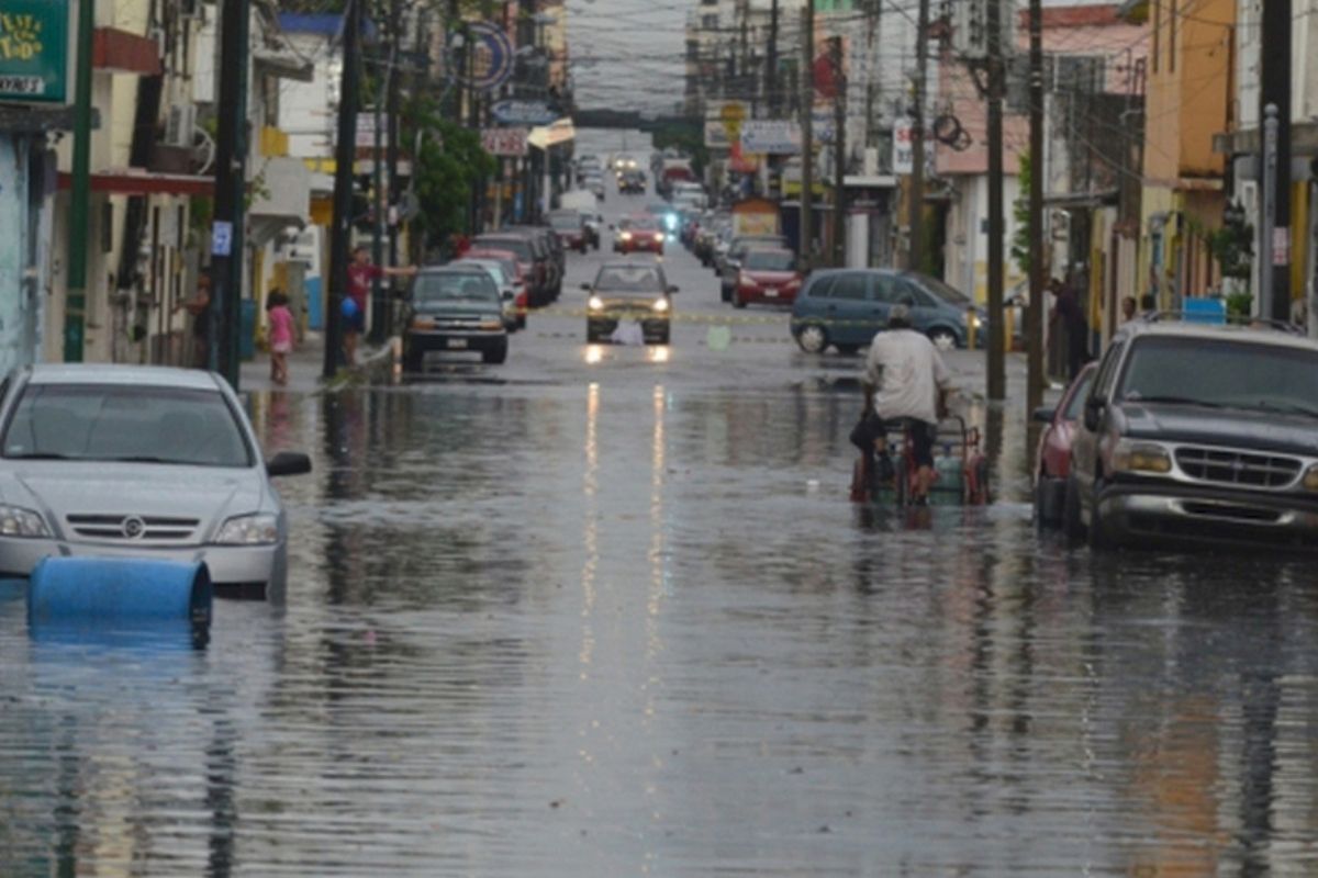 Se esperan lluvias fuertes en 13 entidades de México