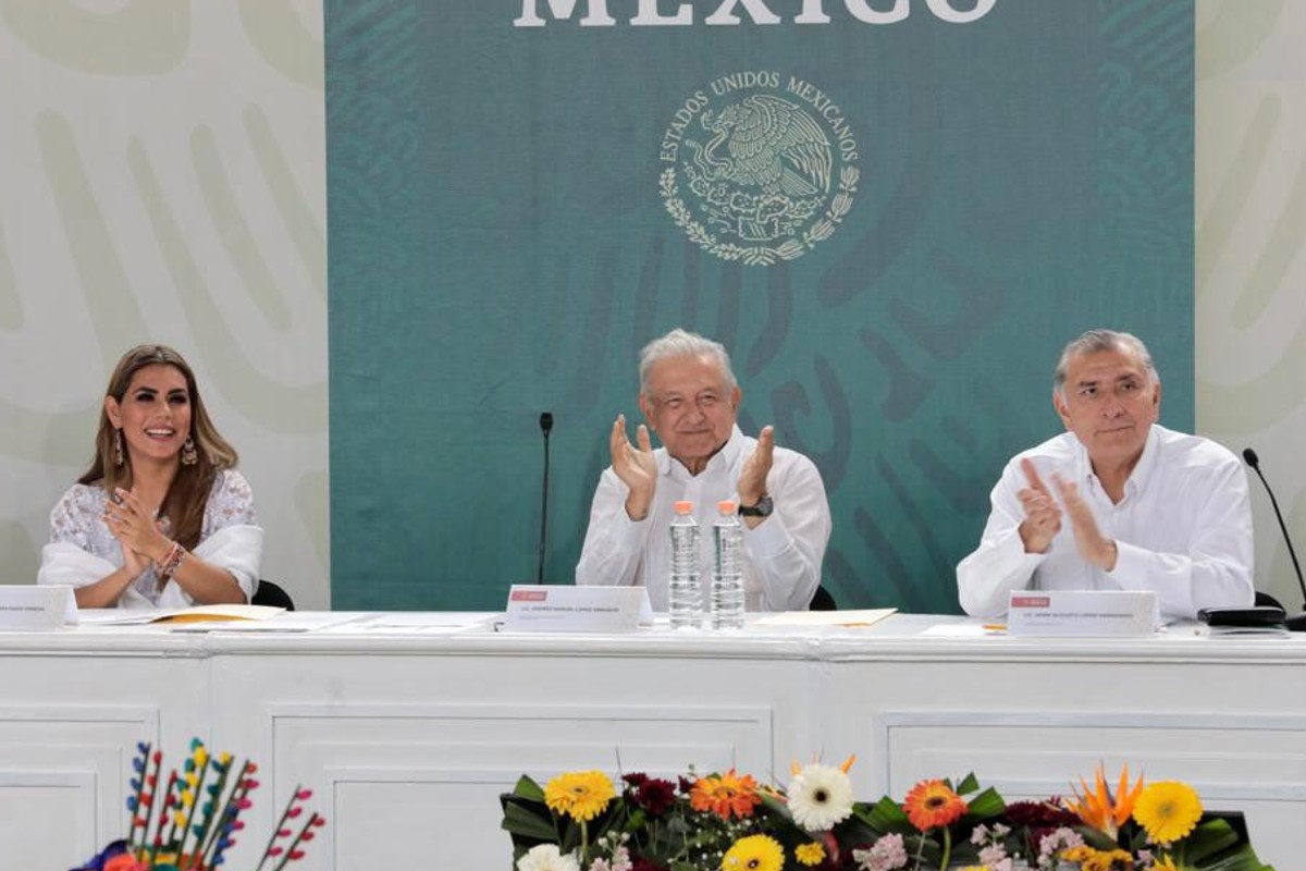 “Vamos a conocer la verdad”: AMLO reitera compromiso con caso Ayotzinapa