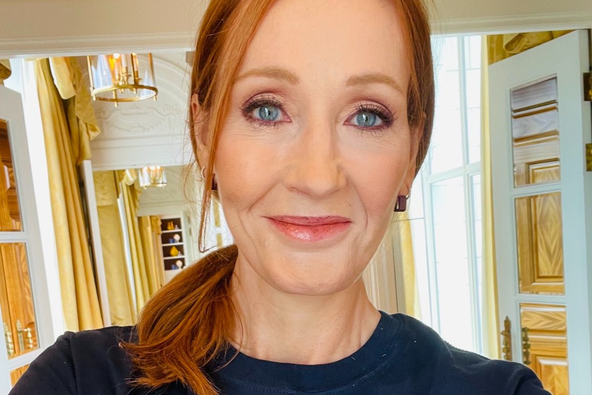 J. K. Rowling recibe amenazas de muerte tras acusaciones de transfobia
