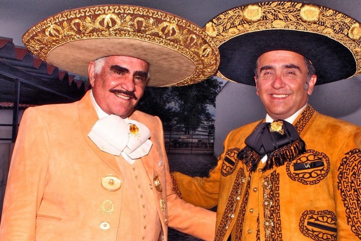 “Gracias por todo”: Vicente Fernández Jr se despide de Chente