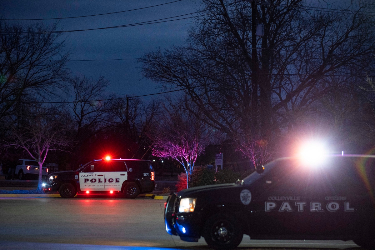 Liberan a rehenes de sinagoga en Texas; autor murió