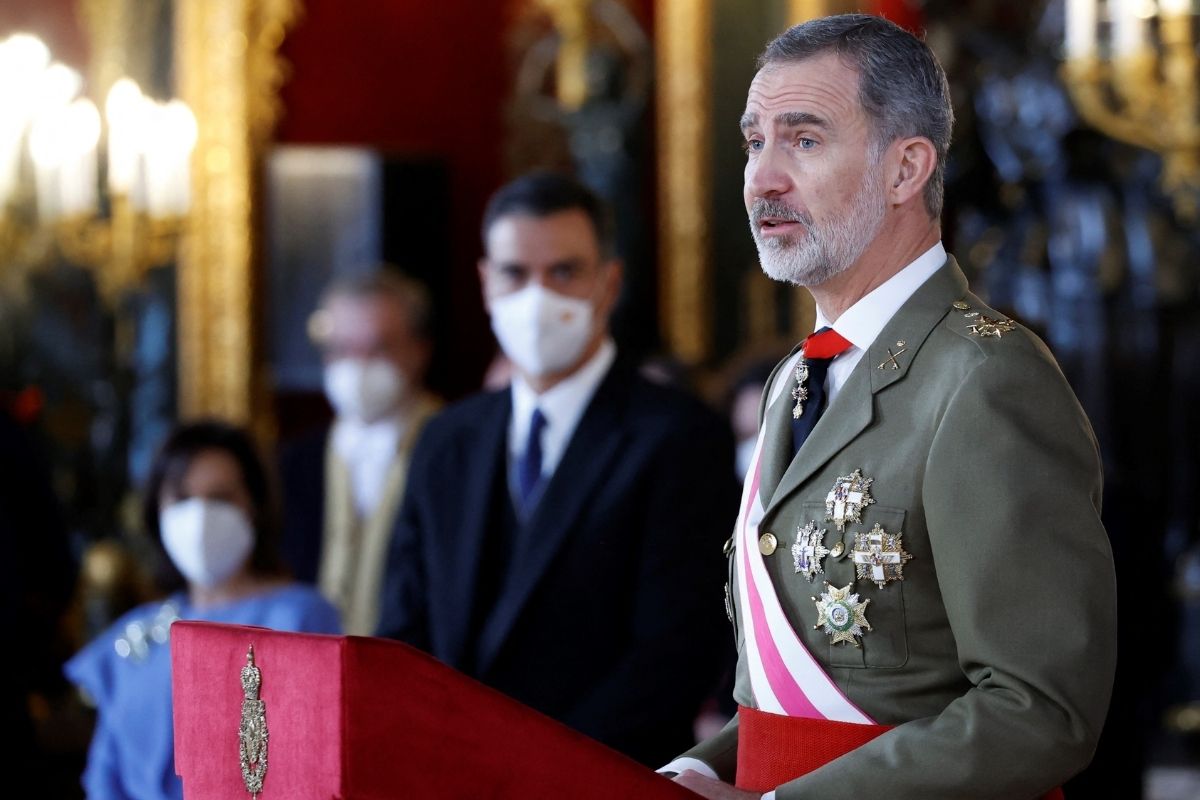 El rey Felipe VI da positivo a Covid-19; tiene síntomas leves