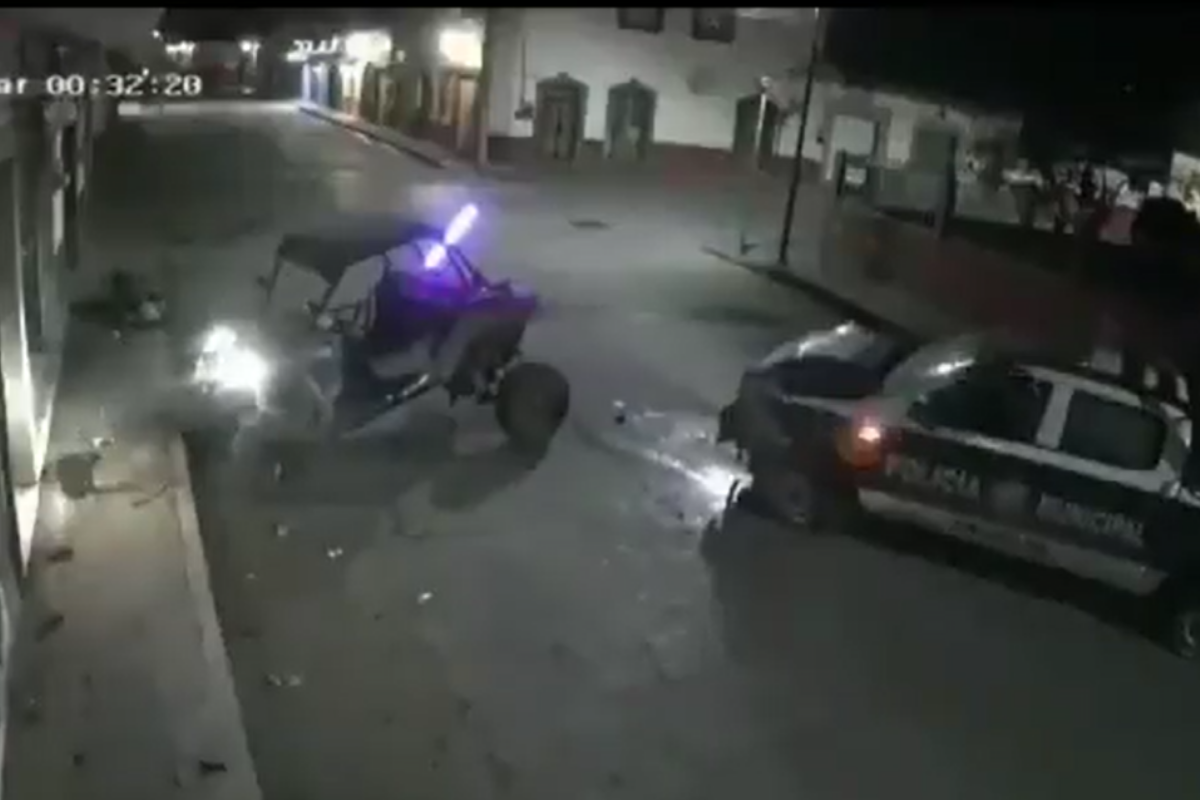 Por ir a exceso de velocidad, conductor de racer muere tras impactarse en Zacatlán