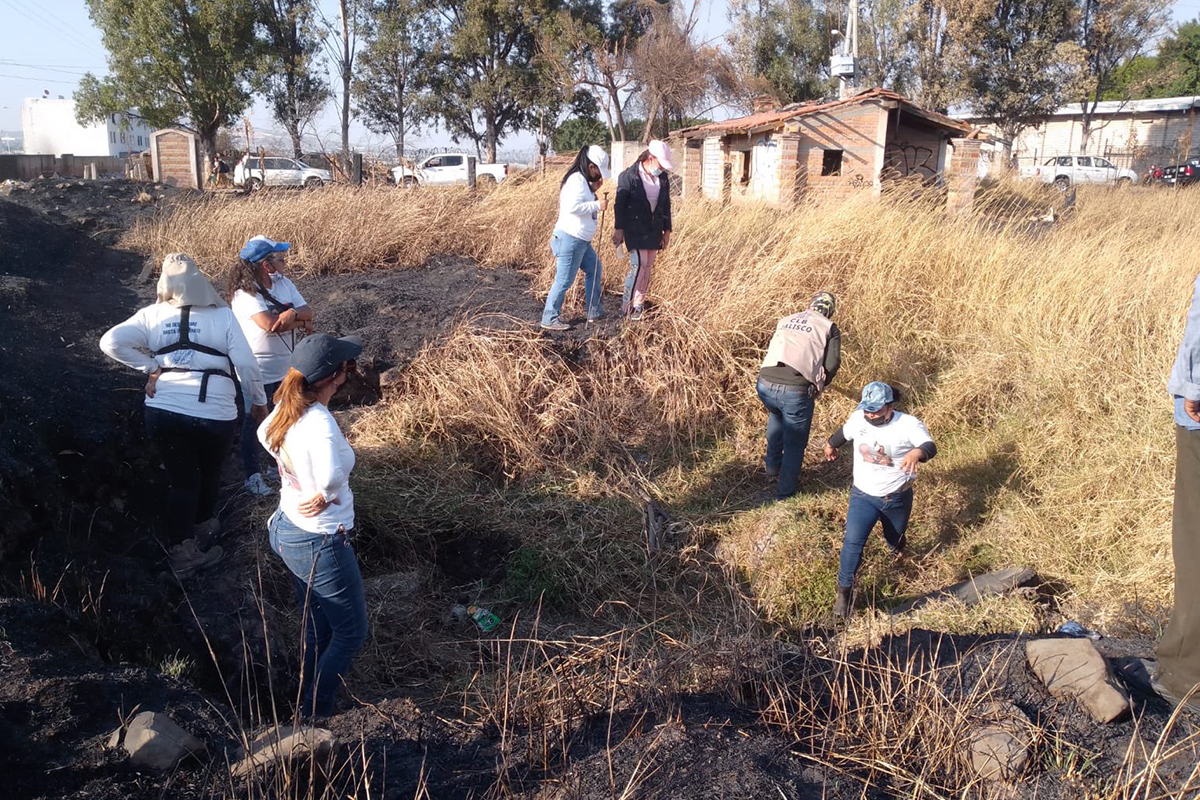 Madres Buscadoras de Sonora hallan bolsas con restos humanos de desaparecidos