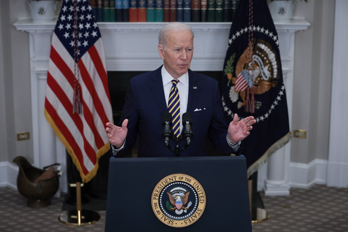 Biden ordena embargo sobre importación de petróleo y gas rusos