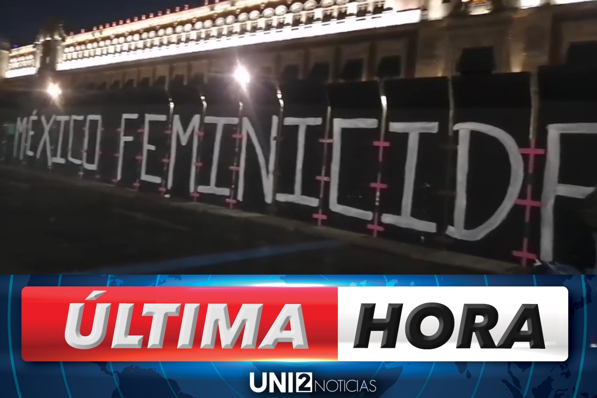 Con “México Feminicida”, comienzan a pintar las vallas en Palacio Nacional