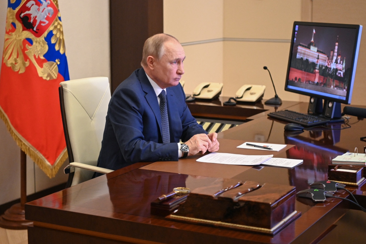 Putin amenaza a países que impongan exclusión aérea en Ucrania