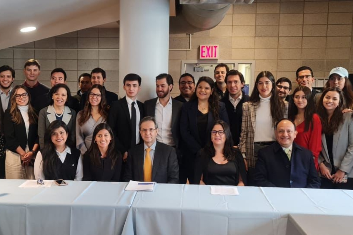 Embajador de México en EU se reúne con estudiantes mexicanos de la Universidad de Columbia