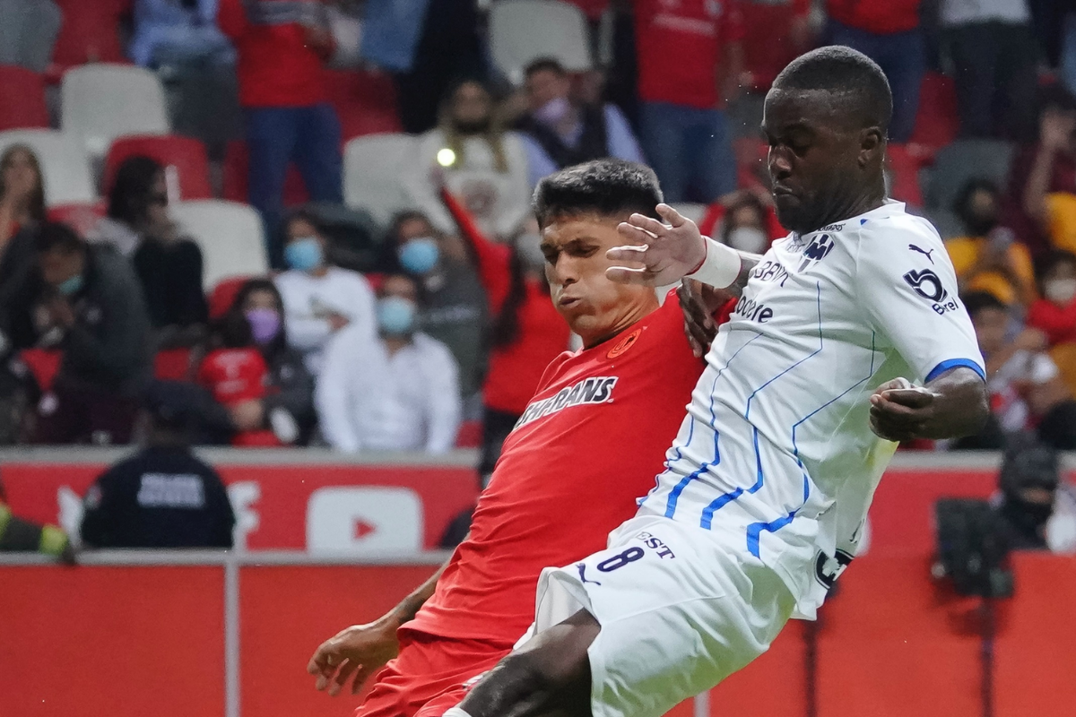 ¡Rescataron el resultado! Toluca empata 2-2 con Monterrey en partido pendiente