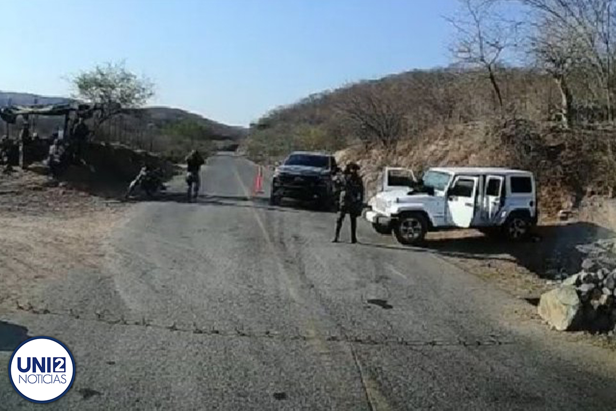 Hombres armados detienen convoy de prensa que cubre a AMLO