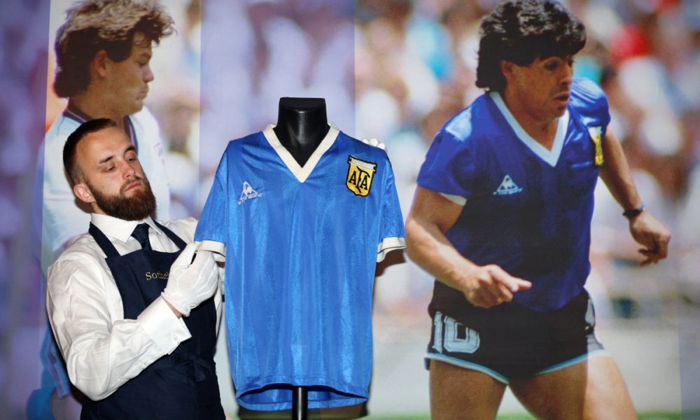 ¡Récord! Venden camiseta de Maradona por casi 9.3 millones de dólares