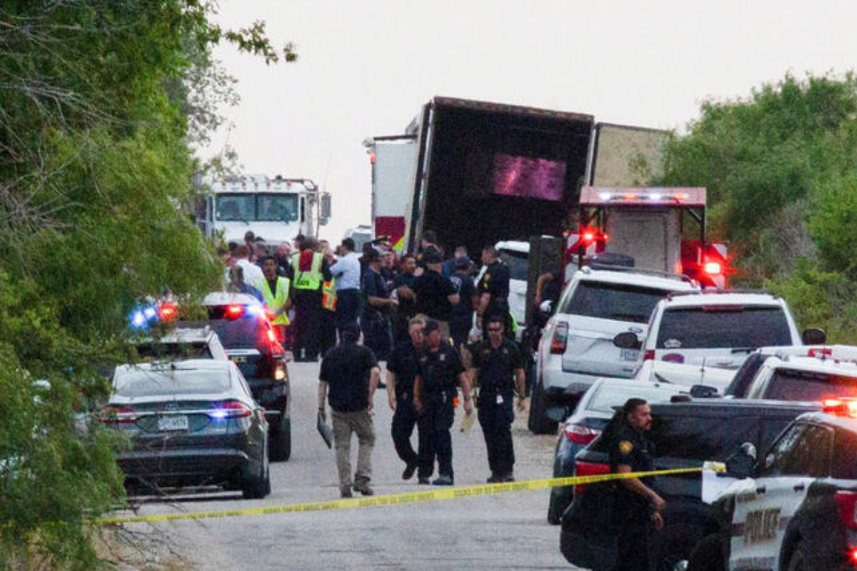 ¿Quién cubrirá gastos funerarios de mexicanos fallecidos en tráiler de Texas?