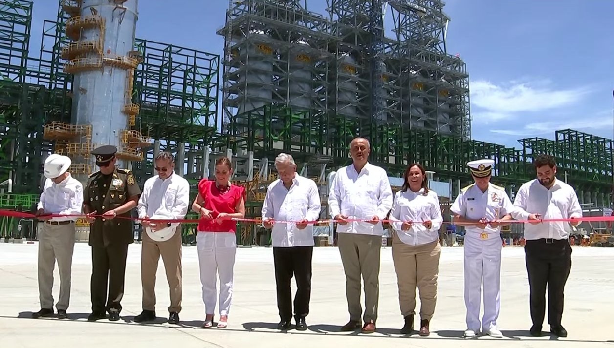 “Es un orgullo, un sueño convertido en realidad”: AMLO en inauguración de Refinería de Dos Bocas