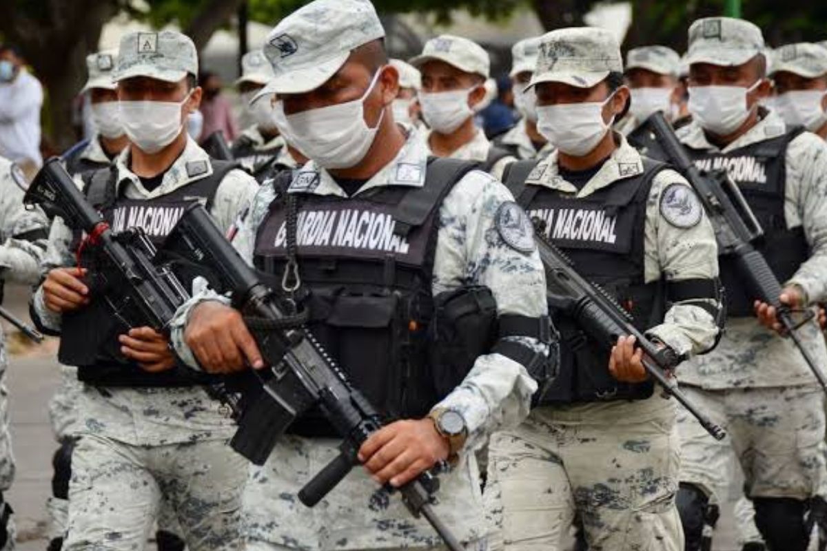 Liberan a 25 agentes de Guardia Nacional secuestrados en Michoacán