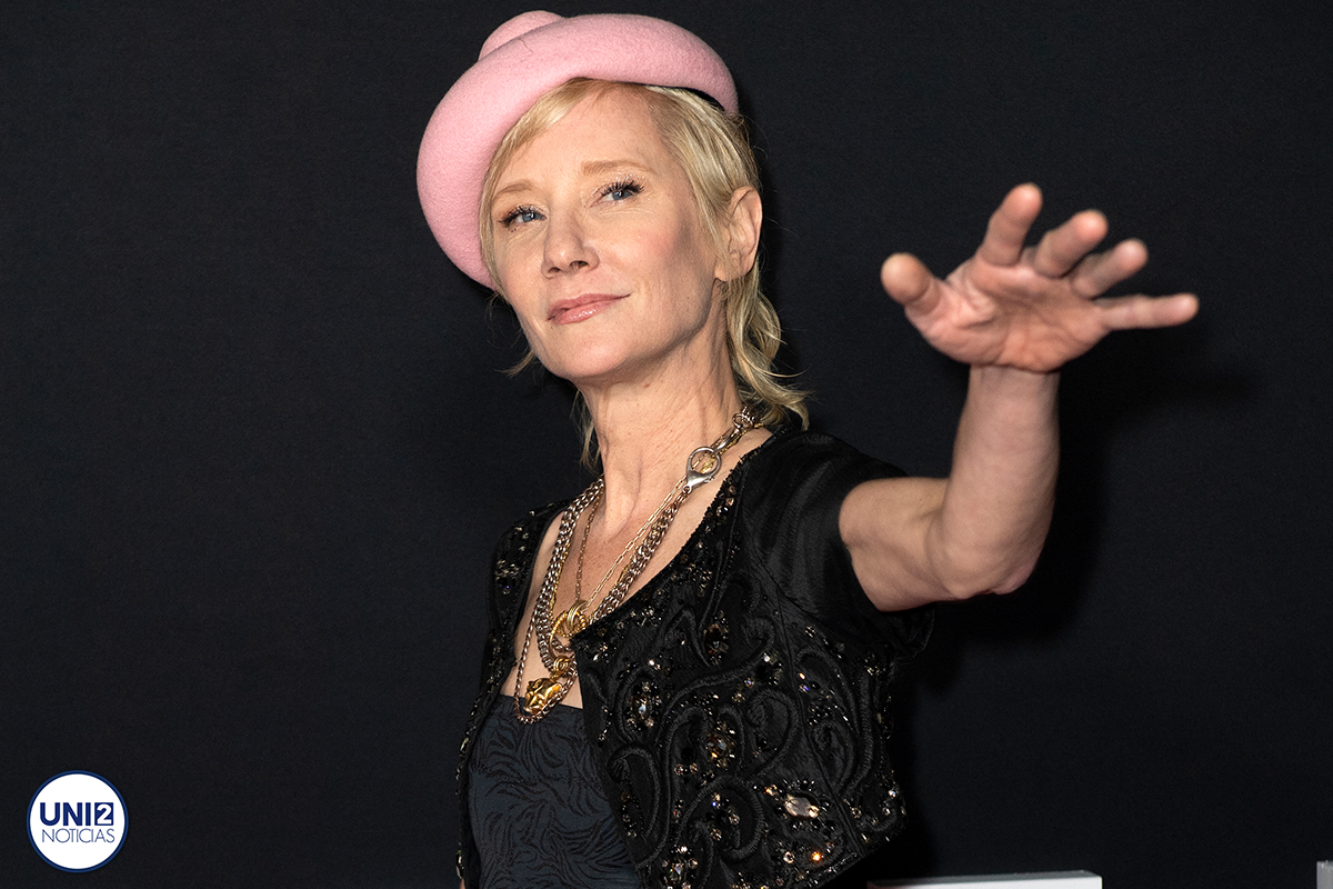 Muere la actriz Anne Heche después de chocar su auto y entrar en coma