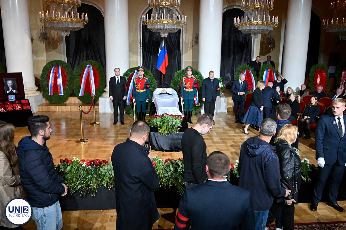 Miles de rusos despiden al último líder de la URSS Mijaíl Gorbachov en ceremonia sin Putin